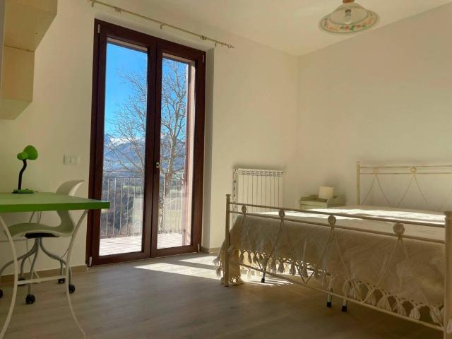 Appartamento Località Mergnano Sant'Angelo, Camerino