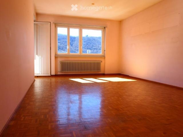 Appartamento luminoso 68 m2, balcone con vista aperta a sud