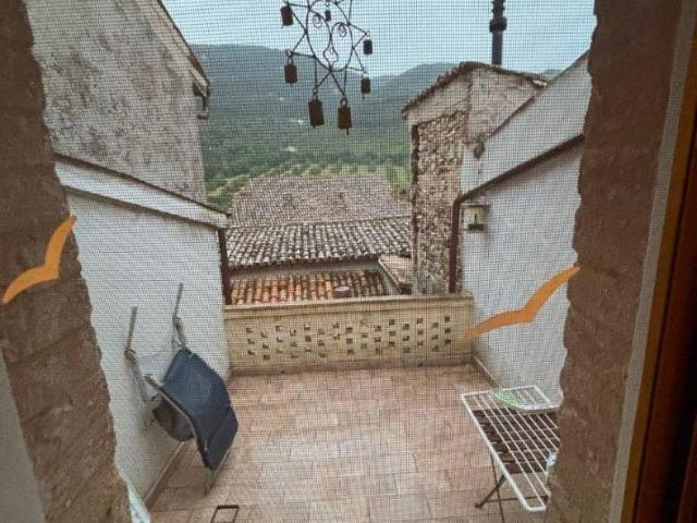 Appartamento su più livelli, Centro Storico, Spoleto