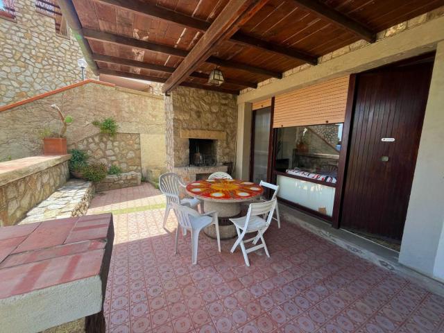 Appartamento sulla spiaggia con ingresso alla terrazza