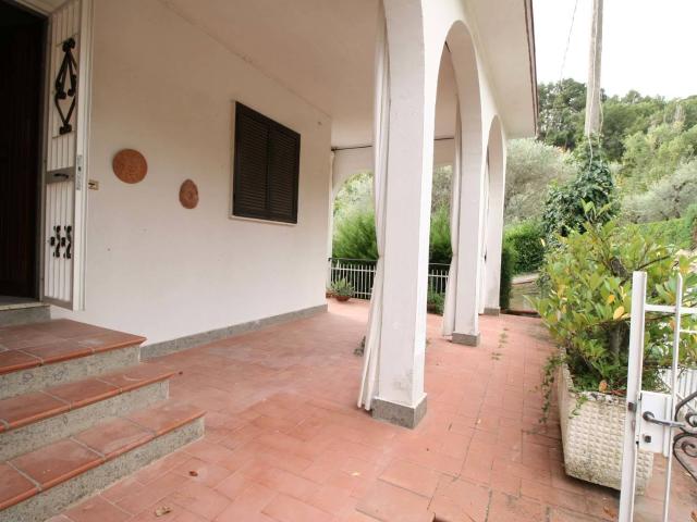 Appartamento piano terra in affitto 80 mq san nicola manfredi