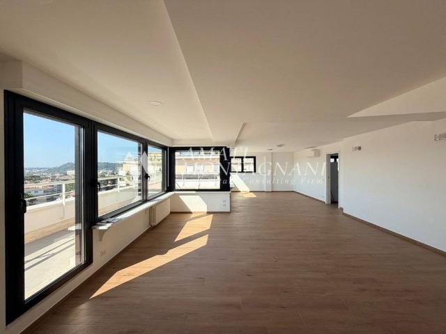 Appartamento piazza Stefano Jacini 5, Vigna Clara Vigna Stelluti, Roma