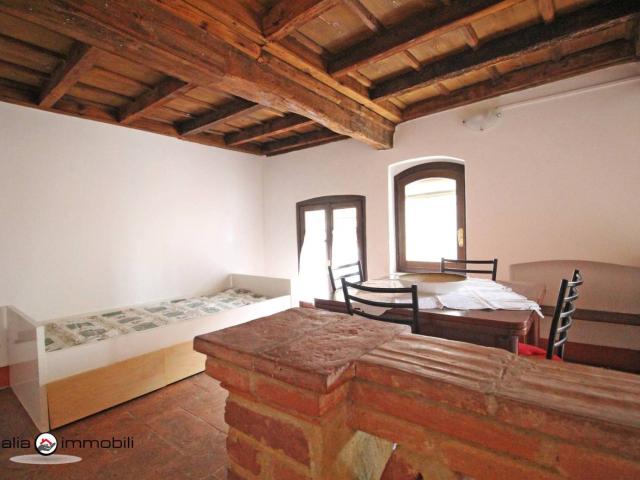 Appartamento piazza San Brunone 14, Vigano, Gaggiano
