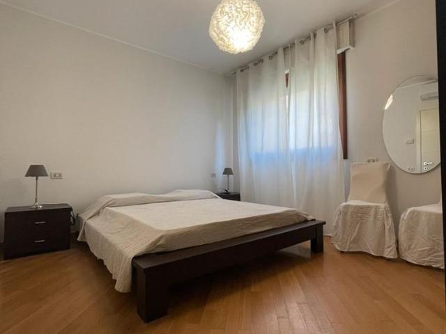 Appartamento prestigioso box auto vle trento