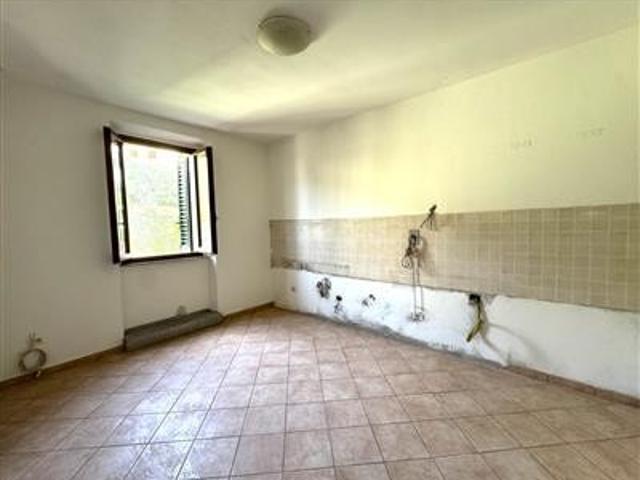 Appartamento Quadrilocale a Mercatale, Vernio