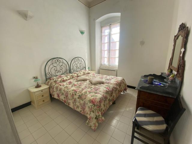 Appartamento Quadrilocale a Sestri Levante