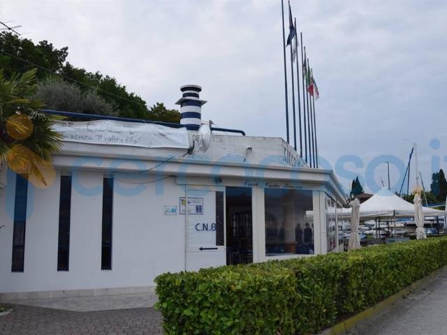 Appartamento Quadrilocale in ottime condizioni in affitto a Brenzone