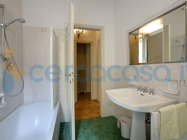 Appartamento Quadrilocale in ottime condizioni in affitto a Firenze
