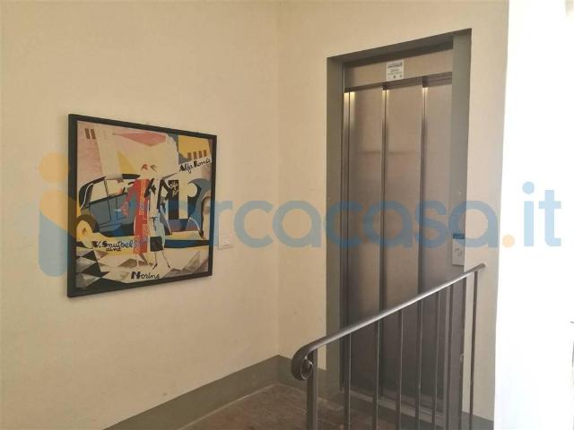 Appartamento Quadrilocale in ottime condizioni in affitto a Firenze