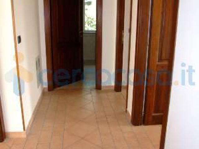 Appartamento Quadrilocale in ottime condizioni in affitto a Narni