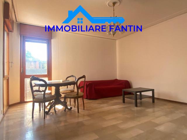 Appartamento quadrilocale in affitto a Treviso