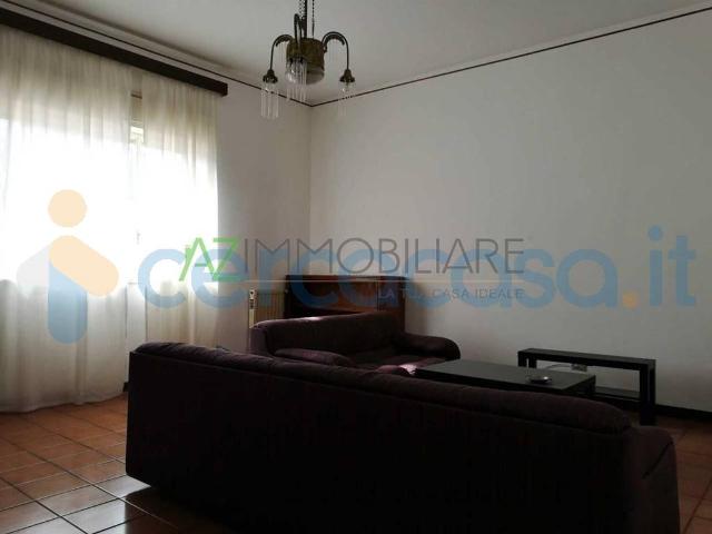 Appartamento Quadrilocale in affitto a Misterbianco