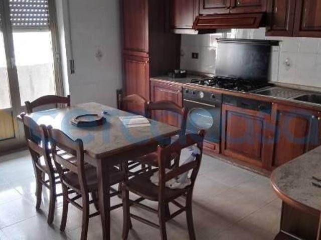 Appartamento Quadrilocale in affitto a Reggio Calabria