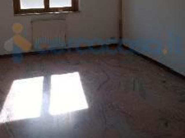 Appartamento Quadrilocale in affitto a Reggio Calabria