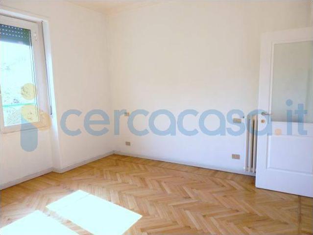 Appartamento Quadrilocale in affitto a Sanremo