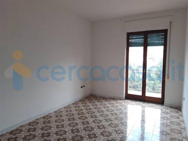 Appartamento Quadrilocale in affitto in Via Petrarca 1, Caserta