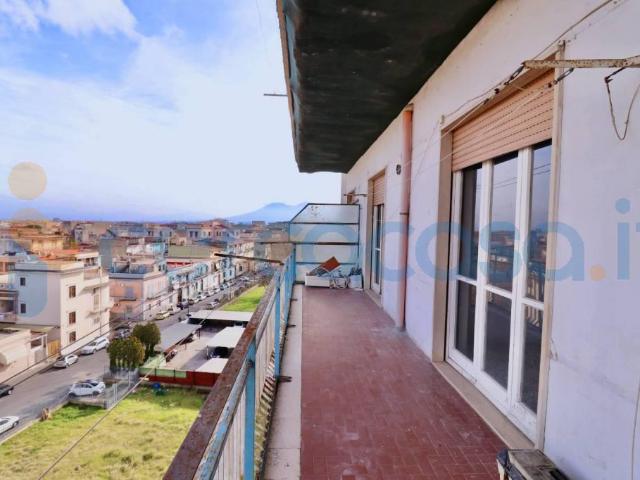 Appartamento Quadrilocale in affitto in Via Umbria 77, Napoli