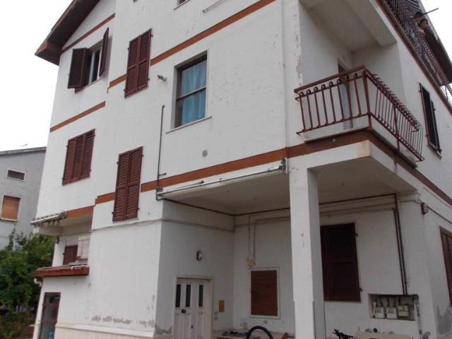 Appartamento quadrilocale 150mq