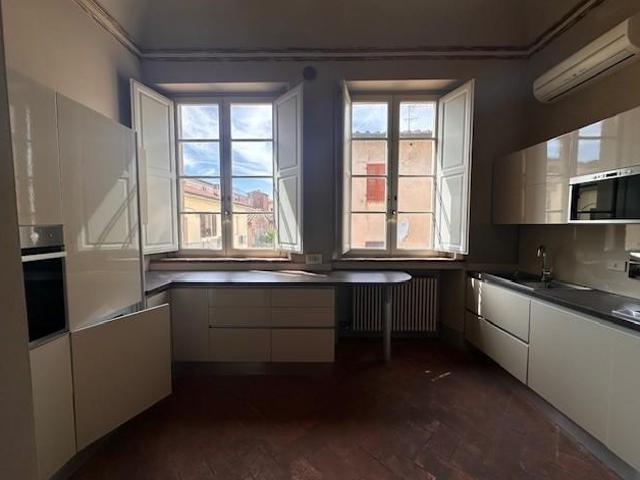 Appartamento quadrilocale 100mq