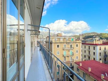 Appartamento Quadrivani a ZONA CARMINE, Salerno