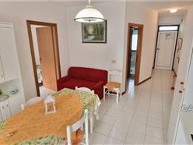 Appartamento residenziale buono/abitabile FOSSACESIA MARINA