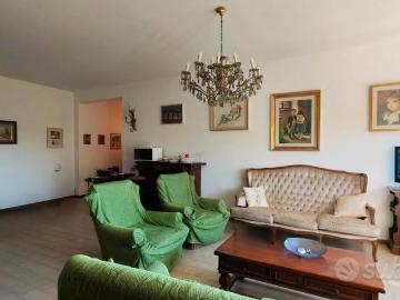 Appartamento tre camere due bagni
