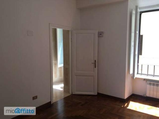 Appartamento Trieste, salario