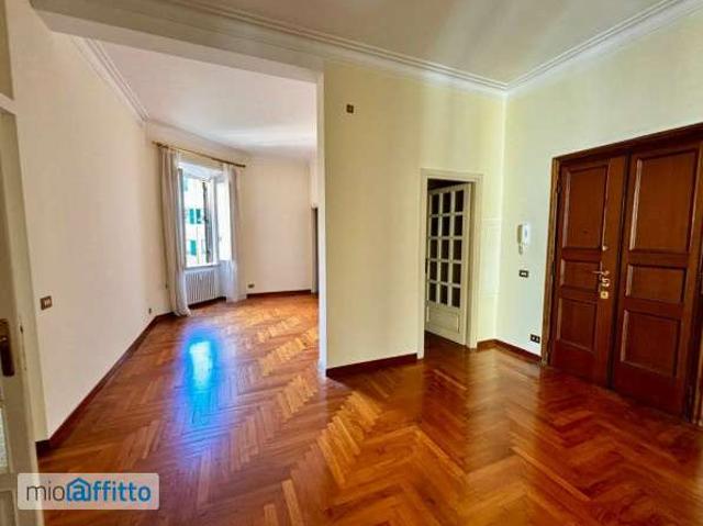 Appartamento Trieste, salario