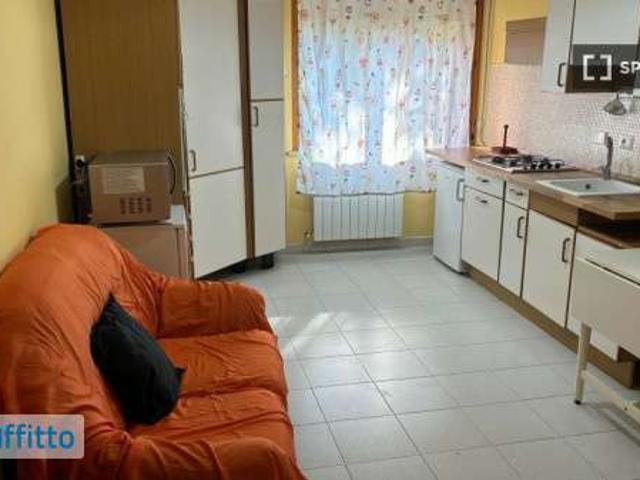 Appartamento Trieste, salario