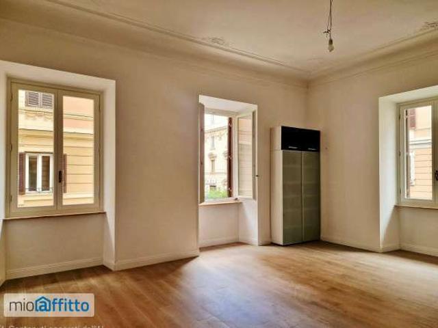 Appartamento Trieste, salario