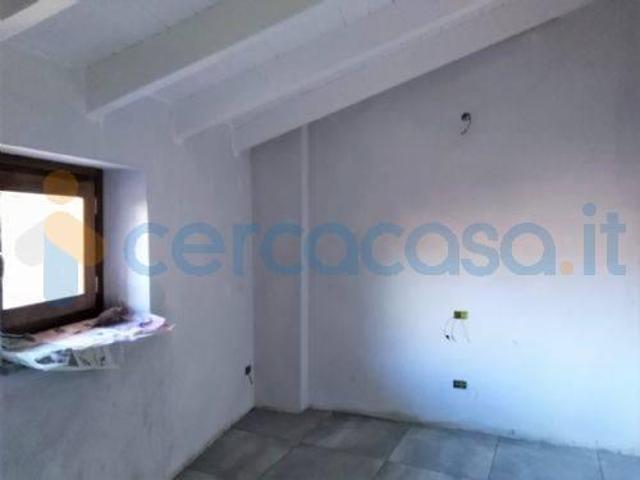 Appartamento Trilocale di nuova costruzione, in affitto in Centro, Gozzano