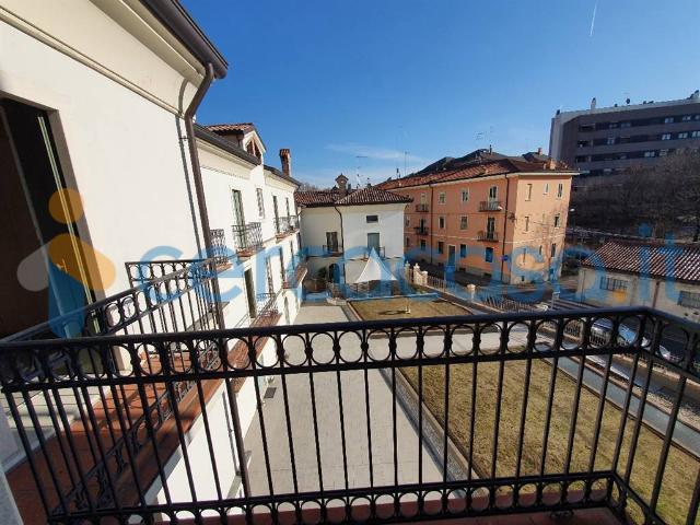 Appartamento Trilocale di nuova costruzione, in affitto in Via Dei Cappuccini 2c, Vicenza