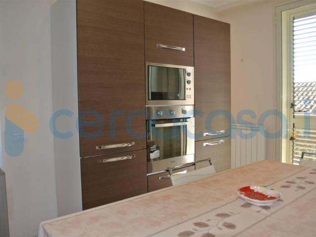 Appartamento Trilocale in ottime condizioni in affitto a Aci Castello