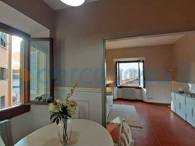 Appartamento Trilocale in ottime condizioni in affitto a Firenze