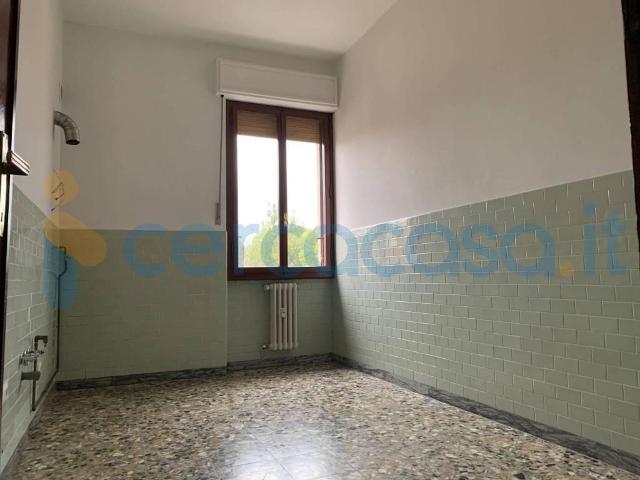 Appartamento Trilocale in ottime condizioni, in affitto in Via Attilio Frosini, Pistoia