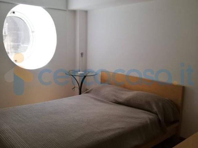 Appartamento Trilocale in ottime condizioni, in affitto in Via Antonino Di Sangiuliano, Catania