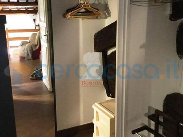 Appartamento Trilocale in ottime condizioni, in affitto in Via Garibaldi, Roma