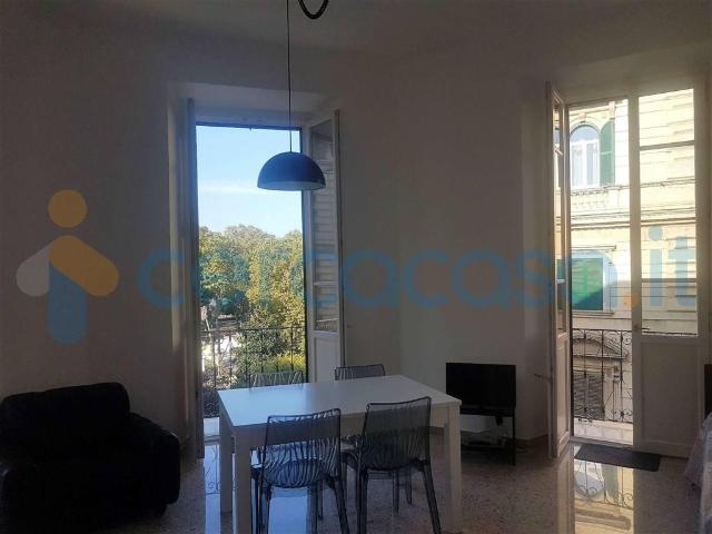 Appartamento Trilocale in ottime condizioni, in affitto in Via Principe Eugenio, Roma