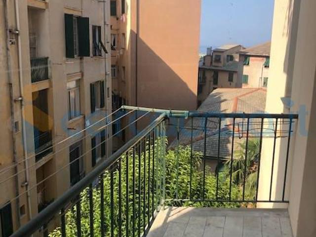 Appartamento Trilocale in affitto a Genova