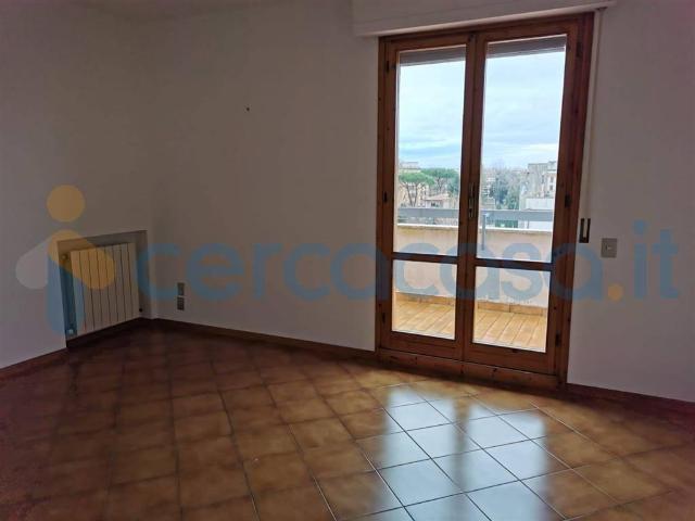 Appartamento Trilocale in affitto a Pisa