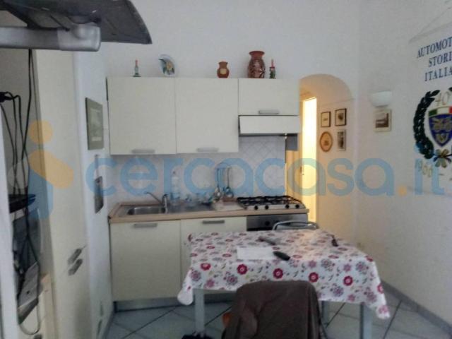 Appartamento Trilocale in affitto in Via Osservatorio, Ischia
