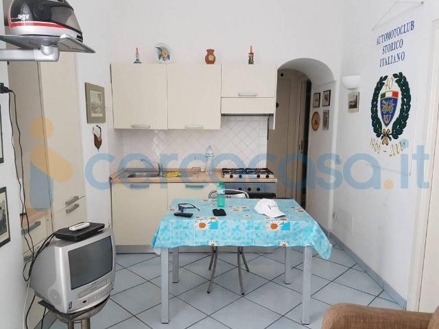 Appartamento Trilocale in affitto in Via Osservatorio, Ischia