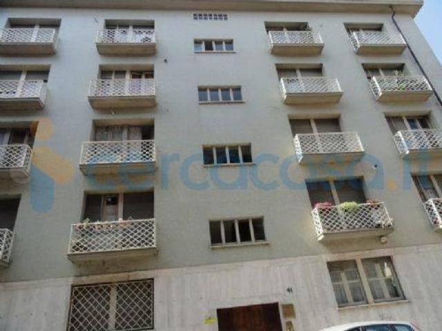 Appartamento Trilocale in affitto in Via Avigliana 41, Torino