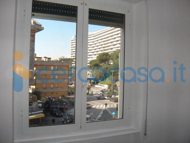 Appartamento Trilocale in affitto in Via Borgoratti 19, Genova
