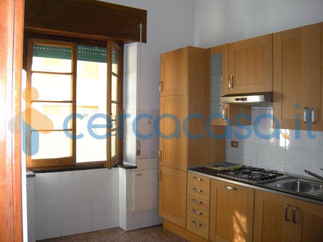 Appartamento Trilocale in affitto in Via De Gaspari, Genova