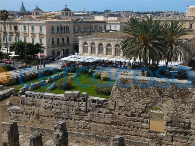 Appartamento Trilocale in affitto in Via Dell'apollonion 19, Siracusa