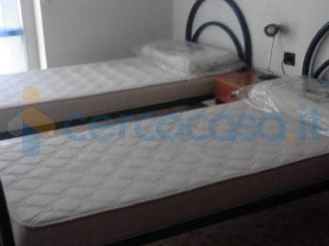 Appartamento Trilocale in affitto in Via Giarelli, Piacenza