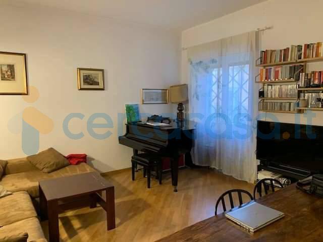 Appartamento Trilocale in affitto in Via Giuseppe Parini, Roma