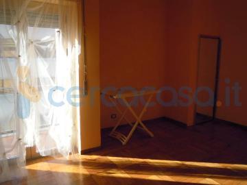 Appartamento Trilocale in affitto in Via Priaruggia, Genova
