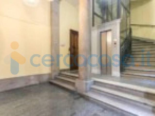 Appartamento Trilocale in affitto in Via Santa Maria Segreta, Milano